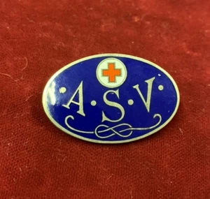 3581 - Distintivo "Assistente Sanitaria Visitatrice" Croce Rossa Italiana - Picture 1 of 2