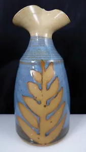 Studio Art Pottery Vase Doe Ridge Pinched Top Leaf Motif Signed RMD Vintage - Picture 1 of 11