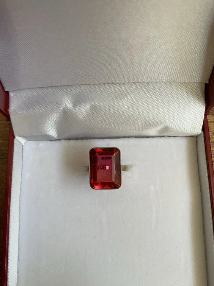 Anillo de cóctel rubí de plata de ley para dama talla 6,5 Foto 1 de 2