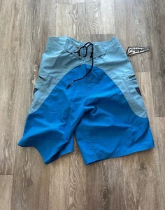 NUEVO VOLCOM 90’S BOARD SHORTS SURF SUP LONGBOARD BODYBOARD BAÚLES 28 PEGATINAS - Imagen 1 de 6