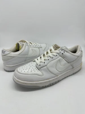 Nike Dunk Low Pro B White 2002 Size 9.5 DS OG ALL 634044-115 *YELLOW* *DMG BOX* - Image 1 of 4