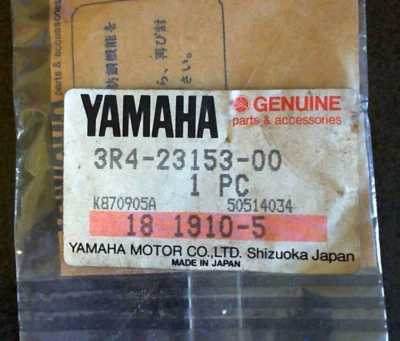 Nuevo de Lote Antiguo Yamaha OEM Snap Ring 1980 YZ465 1981-1983 YZ125 1982-1983 XT550 3R4-23153-00 Foto 1 de 3