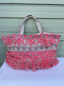 New Z&L Anthropologie Beige Pink fringe Handbag Tote Travel Beach Bag Zipper - Picture 1 of 10