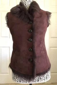 UGG WOMEN RENEE TOSCANA PORT REVERSIBLE LAMBSKIN SHEARLING VEST Size S NWT - Picture 1 of 6