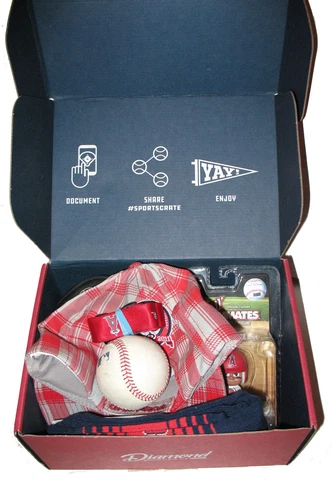 LOS ANGELES  ANGELS MLB DIAMOND CRATE #10   18 items in Box Cover