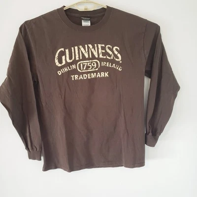 吉尼斯官方商品棕色 Stout M 图形 T 恤双面 — 第 1/4 张图片