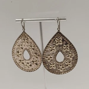 Pendientes colgantes Anna Beck hechos a mano de plata 925 grandes punteados florales lágrima - Imagen 1 de 20