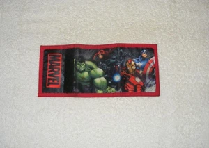 Marvel Avengers Tri-Fold Geldbörse - Bild 1 von 3