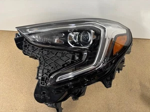 New 2018-2021 GMC Terrain Left Driver Side Headlight Lamp HID OEM 86541977 - Picture 1 of 8