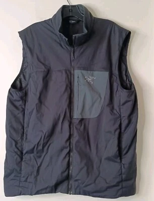 Mens Arc’teryx Proton LT Lightweight Vest Phenom Black & Green Size XL RARE HTF - Image 1 of 4