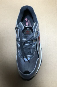adidas. Yung- 96CHASM US 10- UK 9-5/- EU 44- EE7240. GREFOU/ SCARLE/SILVMT. - Picture 1 of 4