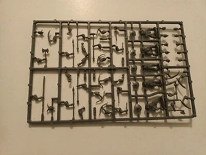 Oathmark Goblin Infantry Sprue Miniatures - Frostgrave Free Post - Picture 1 of 2