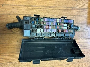 2015 FORD EXPEDITION 3.5L RWD OEM Engine Fuse Relay Power Distribution - Bild 1 von 14