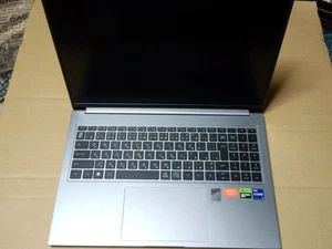 raytrek R6-RL i7-13700H 32GB SSD 1TB RTX4060 2560x1600 Win11 Pro - Imagen 1 de 6