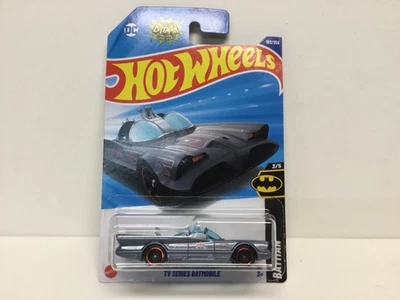 2025 HOT WHEELS DC BATMAN CLASSIC TV SERIES BATMOBILE - 103/250 , BATMAN - 3/5 - Image 1 of 4
