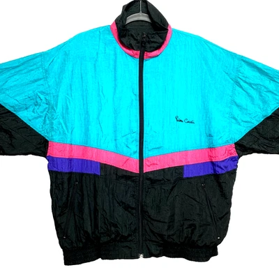 Jaqueta masculina vintage Pierre Cardin M multicolorida náilon corrida corta-vento pista - Imagem 1 de 4