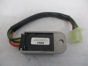 Regulador con rectificador HONDA XR600 / RR67 / 272-067 - Imagen 1 de 7