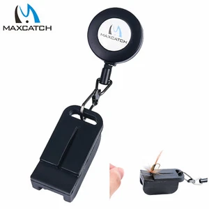 Maxcatch Fly Fishing Magnetic Tippet Threader with Zinger Retractor - Picture 1 of 5