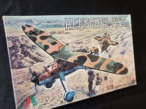 Vintage Italeri HENSCHEL HS 126 WWII Reconnaissance 1:72  Model Airplane Kit - Picture 1 of 1