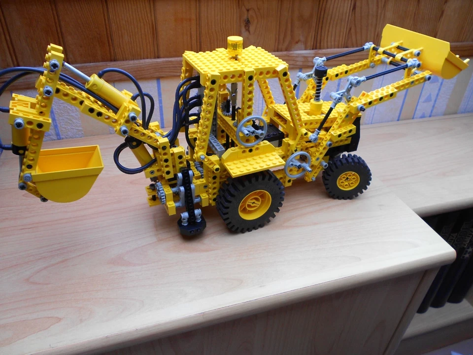 LEGO TECHNIC 8862 Tractopelle - Photo 1/4