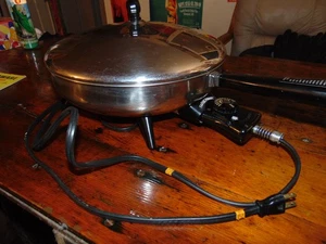 Sartén eléctrica automática Farberware de acero inoxidable de 12" #310 con receta - Imagen 1 de 10