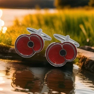 Par de gemelos de amapola roja esmaltados en plata - Día del Recuerdo Primera Guerra Mundial  Foto 1 de 4