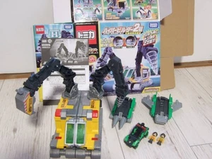 Tomica Piper Builder No. 2 & Hyper Green Ranger HGR Special Armor Set - Picture 1 of 7