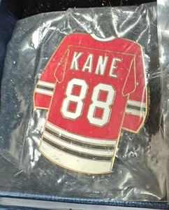 Patrick Kane 88 Chicago Blackhawks Sweater Pin- New - Picture 1 of 2