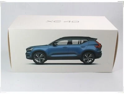 Volvo XC40 SUV 2018 White Diecast Car 1/18 Scale Model Toy - Image 1 of 4