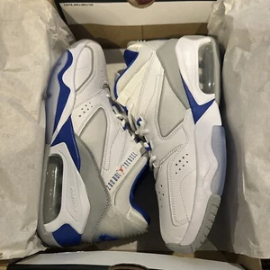 NIB Men's Sz 11 Jordan Point Lane CZ4166-101 True Blue White Basketball Shoes - Picture 1 of 5
