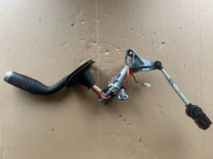 2007-2014 GMC YUKON XL 1500 GEAR SHIFTER LEVER W/SOLENOID INTERLOCK OEM - Picture 1 of 11