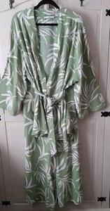 George Trouser Suit In A Green/White Leaf Print Size 22/24 - Picture 1 of 22