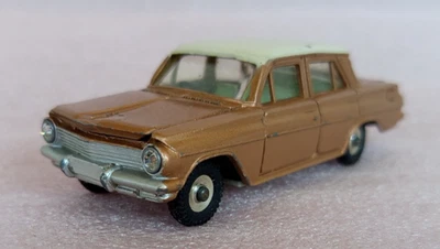 Dinky Toys 196 Holden Special Sedan 1/43 1:43 vintage - Immagine 1 di 4