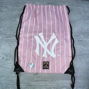 New York Yankees Team Back Sack Drawstring Pink Bag Cooperstown Collection - Picture 1 of 9