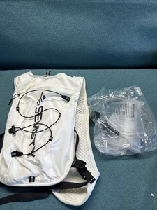 Running Hydration Vest - 5L, with 1.5L Water Bladder, Lightweight for White - Picture 1 of 5