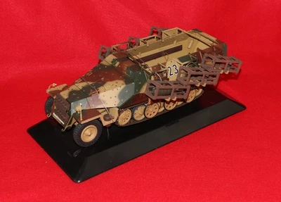 21st Century Armor WWII German Halftrack Sdkfz Stuka Zu Fuss 1:18 2006 - Image 1 of 4