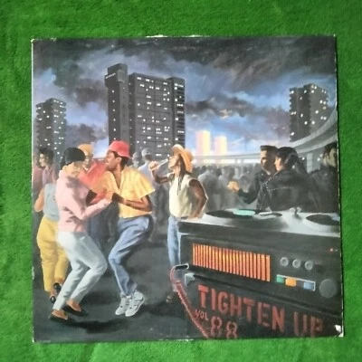BIG AUDIO DYNAMITE: tighten up vol. '88 CBS 12" LP 33 RPM Foto 1 de 4