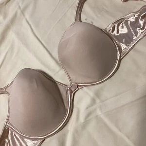 Playtex Bra Beige 42C Style T327 Underwire Satin Sides & Trim - Picture 1 of 12