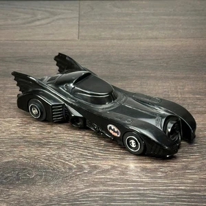 Batimóvil Toy Biz Batman 1989 *ROTO* PARA REPUESTOS/REPARACIÓN - Imagen 1 de 16