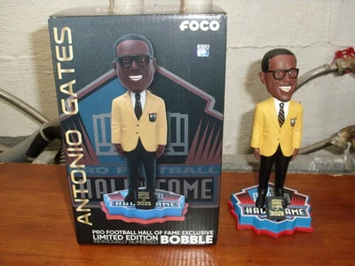 CHAQUETA BOBBLEHEAD ANTONIO GATES SAN DIEGO CHARGERS NFL SALÓN DE LA FAMA DORADA Foto 1 de 4