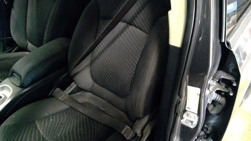 Натяжитель ремня безопасности переднего ковшеобразного сиденья водителя подходит для 13-19 TRAVEL 10267211 - Изображение 1 из 4