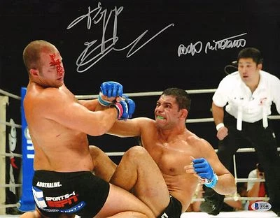 Foto firmada por Fedor Emelianenko y Antonio Rodrigo Nogueira 11x14 certificado de autenticidad Bas Pride FC Foto 1 de 4