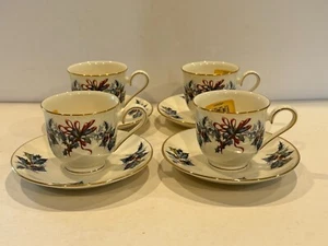 LENOX NWT China Winter Greetings Christmas Cups & Saucers- Set of 4 - Picture 1 of 13