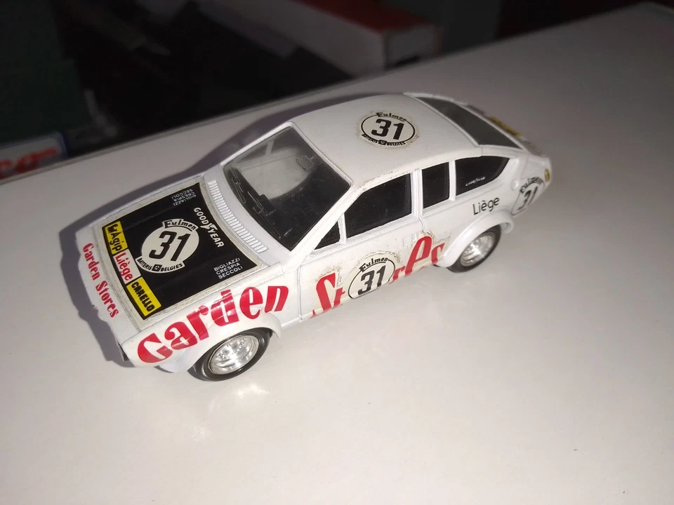 1/43 ALFA ROMEO ALFETTA GTV / G.T.V / N°31 / 1979 / RÉF N°82 / SOLIDO EN BOITE - Photo 1/1