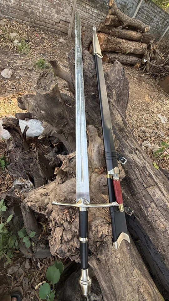 Espada vikinga de hoja de acero al carbono hecha a mano personalizada, espada de caza, espada medieval Foto 1 de 4