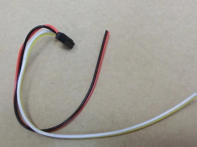 Stecker für Scheinwerfer Huina Radlader 1 14 Ersatzteil earthmover wheel loader - Bild 1 von 2