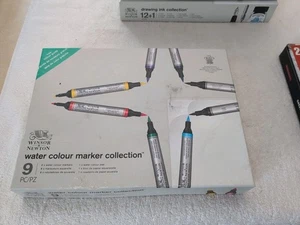 Winsor & Newton Water Color Twin Tip Marker Color Collezione Set di 8 e Pad Nuovo - Foto 1 di 2
