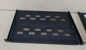 Étagère en porte-à-faux universelle 1U 19 pouces à montage en rack - Profondeur 300 mm - Noir 2X - Photo 1/3