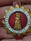 Virgen Torre Hermandad Vallecas Insignia Medalla Original Antigua 4,2 Cms Alto