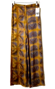 Pantalone donna Zara effetto raso geometrico taglia small multicolore gamba larga difetti - Foto 1 di 23